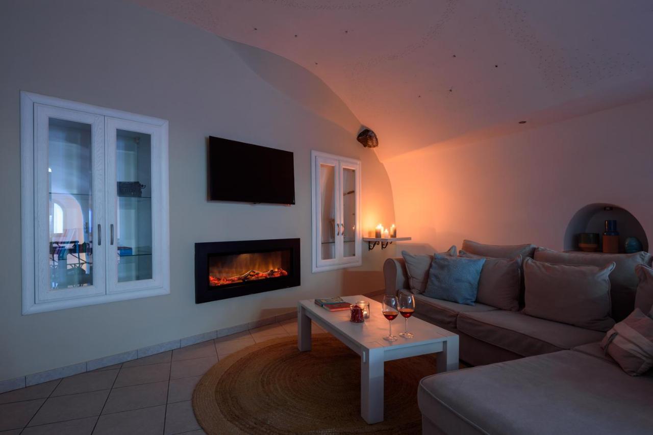 Suite Home Santorini Fira  Exterior photo