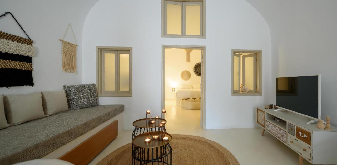 Suite Home Santorini Fira  Exterior photo