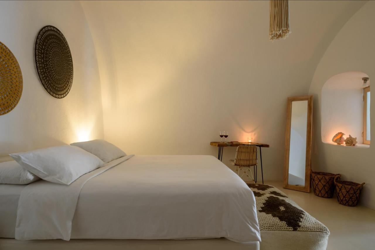 Suite Home Santorini Fira  Exterior photo